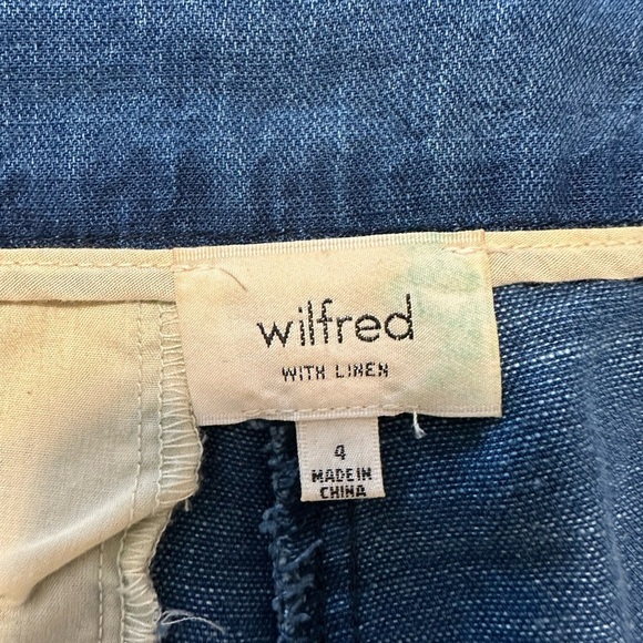 Wilfred Blue Linen Shorts - Picture 2 of 3